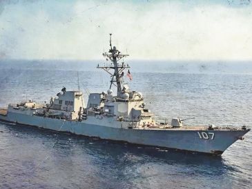Foto publicada por el Servicio de Distribución de Información Visual de Defensa de EU, que muestra al destructor de misiles guiados USS Gravely (DDG 107) de la Armada estadounidense. ESPECIAL