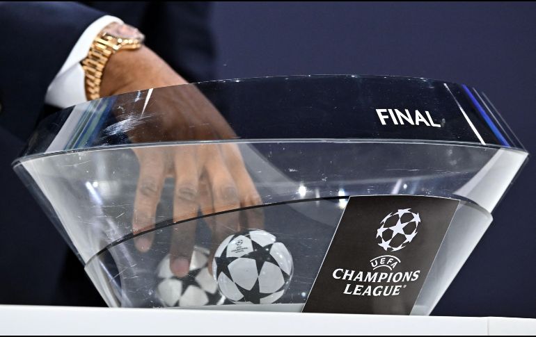 Los equipos se distribuirán en cuatro bombos para el sorteo, y cada equipo se enfrentará a dos de cada uno de los otros cuatro bombos. AFP / ARCHIVO