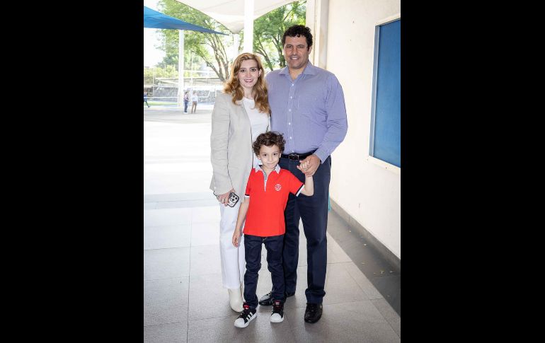 Elvia Zazueta, José Ramón Silos y José Fer Silos. GENTE BIEN JALISCO / A. Rodríguez