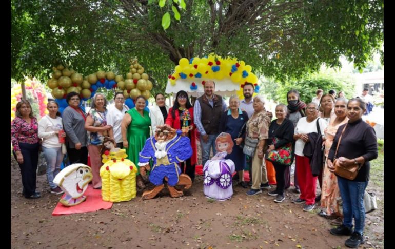 IDEFT entregó constancias a 80 personas que concluyeron cursos de capacitación en el plantel Tlaquepaque. CORTESÍA