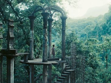 La cinta se adentra en un periodo crucial de la creadora inglesa que encontró en México; particularmente en Xilitla, San Luis Potosí un refugio artístico y vital. ESPECIAL