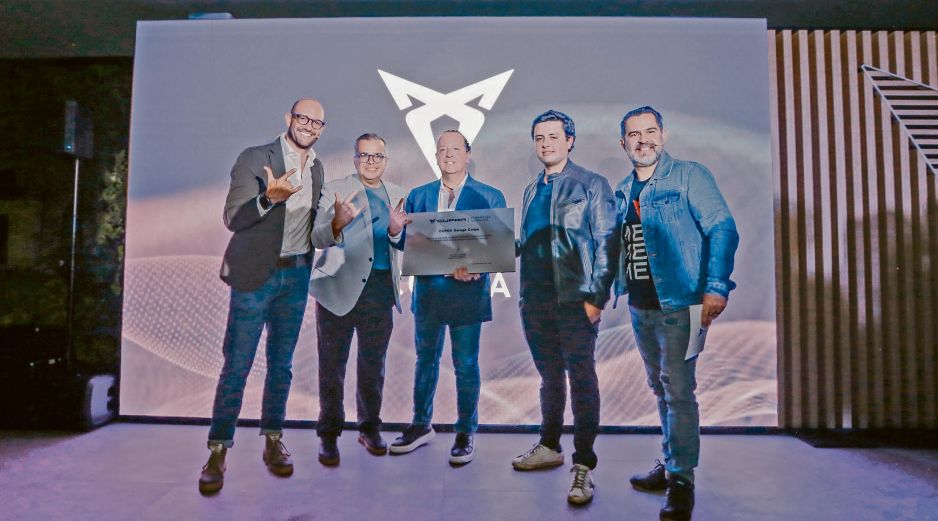 CUPRA Garage Coapa. El nuevo espacio en el sur de la Ciudad de México refleja el diseño, la tecnología y la experiencia de conducción de la marca. CORTESÍA