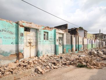 México está ubicado en la zona de subducción formada por las placas tectónicas de Rivera y Cocos, en contacto con la gran placa de Norteamérica; forma parte del Anillo de Fuego del Pacífico, y es muy propenso a los sismos. NTX / ARCHIVO