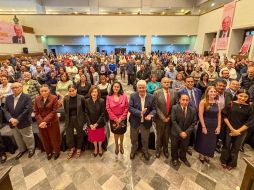Durante el homenaje, se compartieron anécdotas y enseñanzas que marcaron la trayectoria de Cosío Vidaurri. CORTESÍA