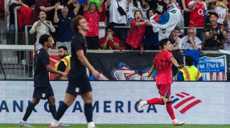 Lee Dong-gyeong festeja su gol ante Estados Unidos, el que puso cifras definitivas al marcador. AP/A. Kudacki