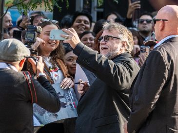 Del Toro explicó que la película se llamará "3993". EFE/ E. LIMA.