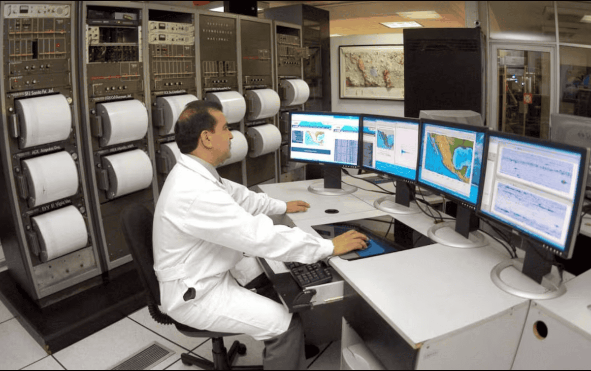 Las profundas cicatrices sociales que dejó el terremoto de septiembre del 85 impulsaron el desarrollo de la instrumentación sísmica y las contribuciones del SSN. UNAM