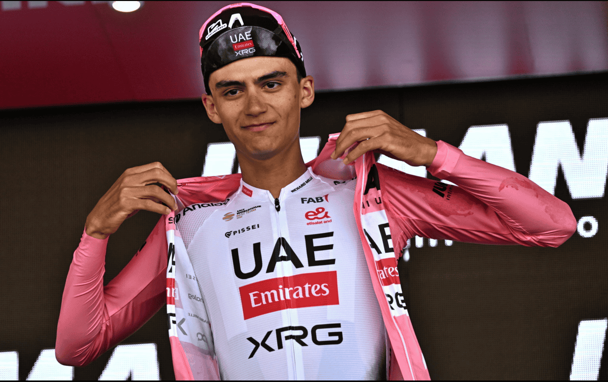 A sus 21 años, Isaac del Toro no solo se convierte en referente del deporte mexicano, sino también en una de las jóvenes promesas del ciclismo mundial. EFE / ARCHIVO