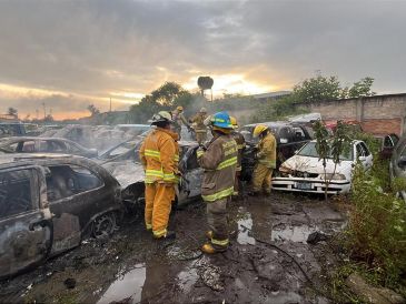 El incendio fue controlado, sin embargo, el predio se encuentra bajo resguardo. ESPECIAL / PROTECCIÓN CIVIL JALISCO