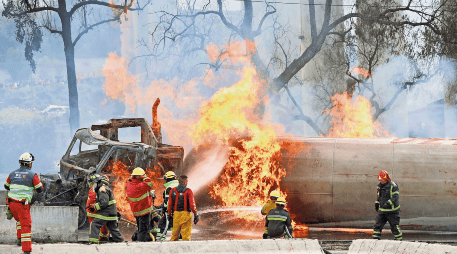 Si ocurre una explosión, como la registrada en Iztapalapa, la prioridad es alejarse lo más posible del lugar, ya que la onda expansiva puede causar daños incluso a gran distancia. SUN / V. Rosas