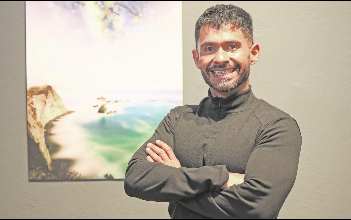 La exposición “Mirarnos Arriba” del astrofotógrafo Alfonso Hernández presenta 20 imágenes que fusionan ciencia y arte. EL INFORMADOR/ J. Acosta