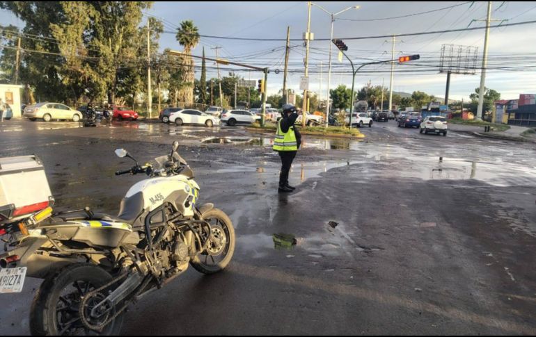 El operativo de contraflujo en Adolf B. Horn se realiza en el tramo comprendido entre las vías del ferrocarril y la calle Pípila. ESPECIAL / POLICÍA VIAL JALISCO