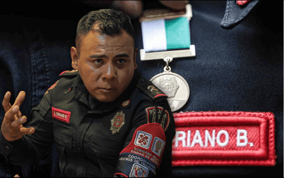 Al preguntarle si se considera un héroe, el oficial Soriano responde que no, prefiere reconocer y agradecer a los vecinos y comerciantes que ayudaron en la emergencia. SUN/G. Pano