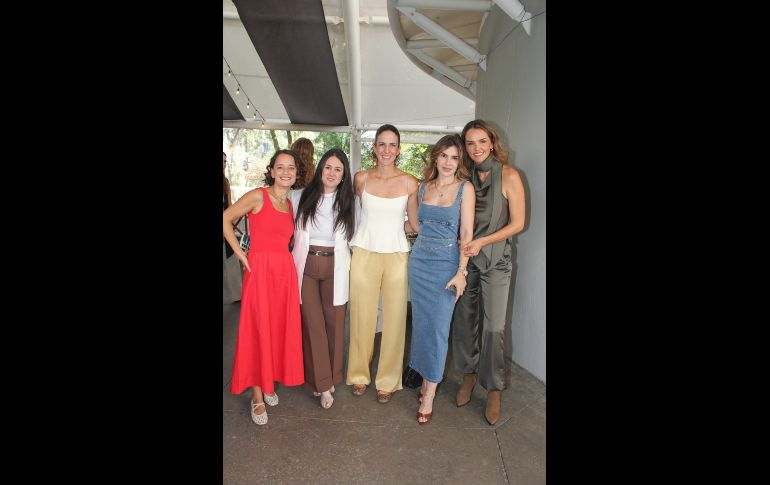 Nicole Toussaint, Romina del Toro Paloma Gómez, Karime Morquecho y Lorenza Ferjervary. GENTE BIEN JALISCO / E. Escamilla