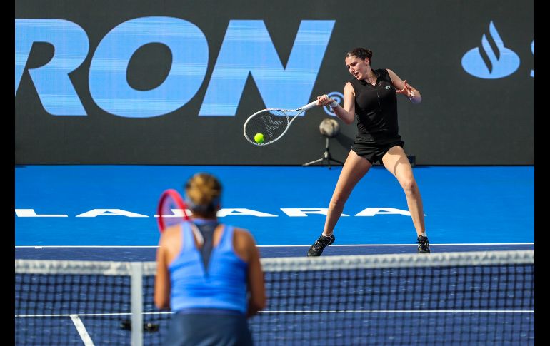 Elsa Jacquemot continúa venciendo a las favoritas y mejores sembradas del GDL Open AKRON 2025 WTA 500 para mantenerse firme en la competencia. EL INFORMADOR / A. Navarro