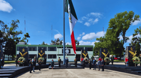 Por su parte, el comandante de la 15va Zona Militar, destacó la entrega de los cadetes y la importancia de la juventud en la actualidad, considerándola como 