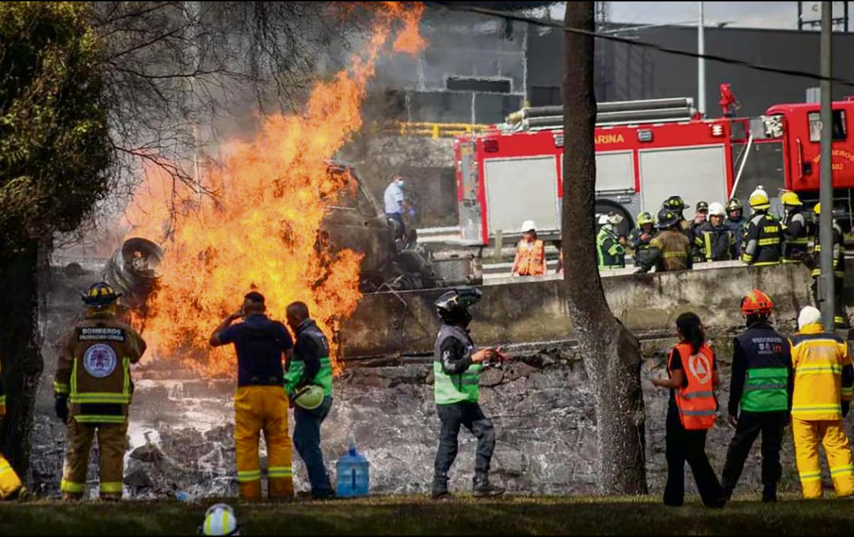 Accidente de volcadura que provocó una explosión de pipa de gas LP el pasado 10 de septiembre. ESPECIAL