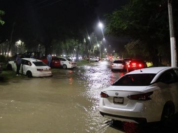 En cuanto a las afectaciones por la lluvia, personal de las distintas unidades de Protección Civil y Bomberos mantienen recorridos de supervisión para descartar más afectaciones. CORTESÍA/ Coordinación Municipal de Protección Civil y Bomberos de Zapopan