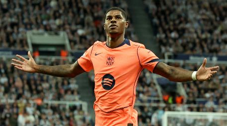 Marcus Rashford protagonizó la victoria de los catalanes y se estrenó como goleador del club. EFE/A. Dodd