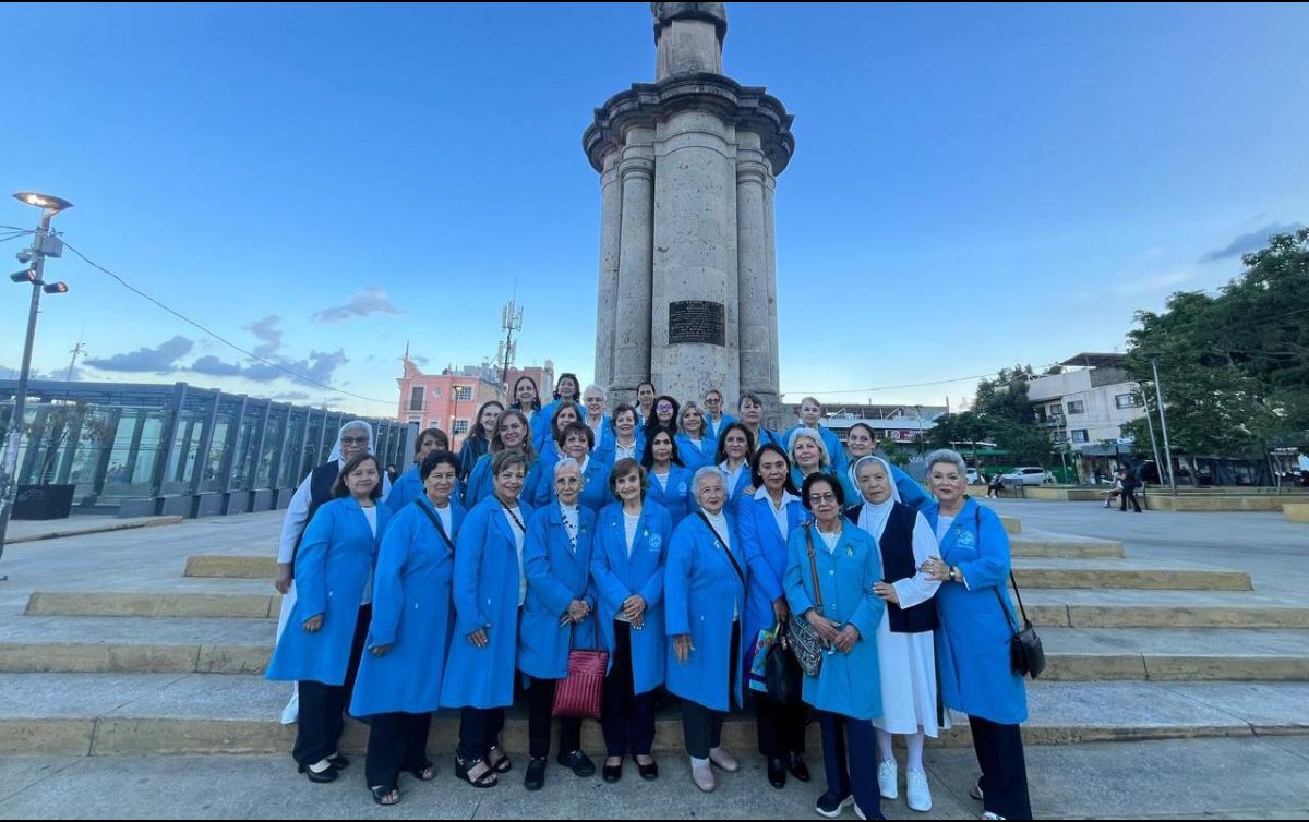 Damas Pro-Hospital han recibido múltiples reconocimientos, entre ellos el Premio “Fray Antonio Alcalde” al Humanismo en 2013. ESPECIAL