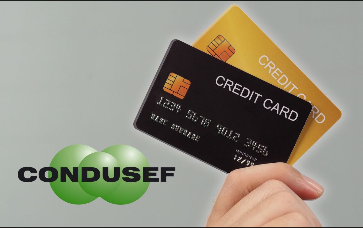 Firmar la tarjeta en cuanto se recibe, nunca compartir el NIP, revisar la terminal antes de pagar y realizar compras únicamente en sitios confiables son prácticas recomendadas por la Condusef para reducir el riesgo de fraude y mantener a salvo tu dinero. CONDUSEF