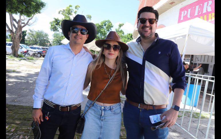 Tadeo Castellanos, Sara Vázquez y Santiago Mayo. GENTE BIEN JALISCO / C. Jimeno