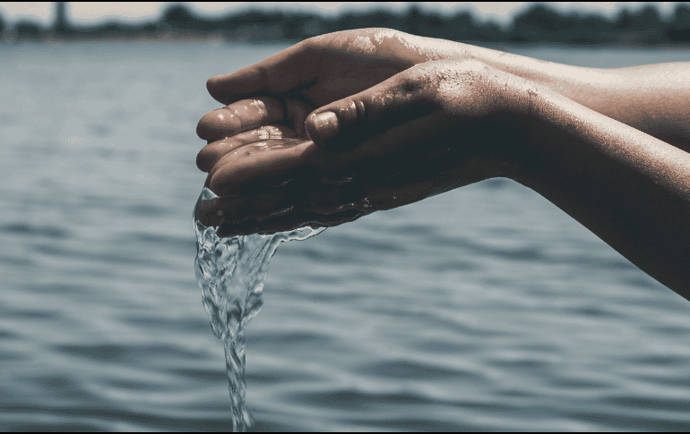 El director de la Comisión Nacional del Agua explicó que han revisado todos los títulos de concesión que se tienen en el país. ESPECIAL