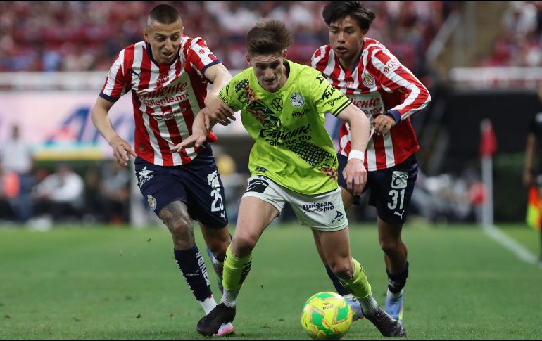 En los últimos ocho enfrentamientos, Chivas se llevó cuatro victorias, Puebla ganó tres y se registró un empate. IMAGO7 / ARCHIVO