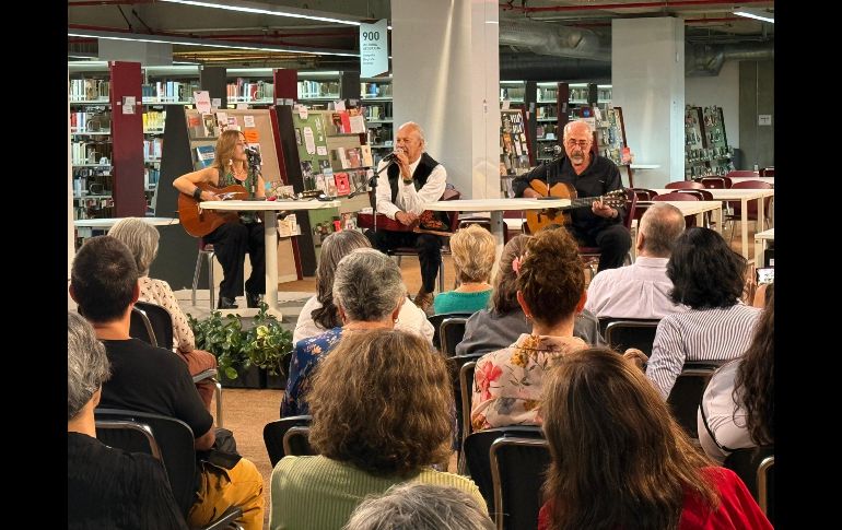 Padilla compartió que su propósito era rescatar el legado de autores fundamentales a través de la música. EL INFORMADOR / H. Navarro