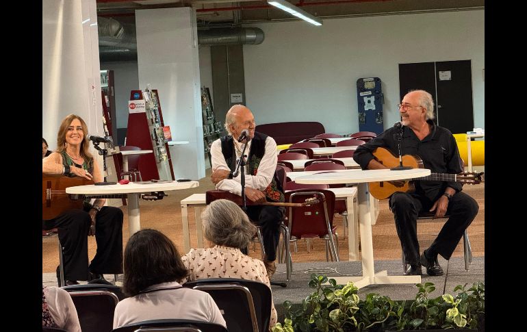 Padilla compartió que su propósito era rescatar el legado de autores fundamentales a través de la música. EL INFORMADOR / H. Navarro