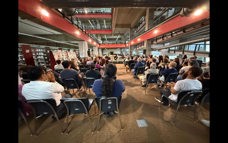 Padilla compartió que su propósito era rescatar el legado de autores fundamentales a través de la música. EL INFORMADOR / H. Navarro