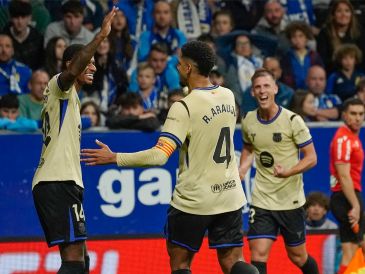 El resultado dejó al Barça a dos puntos del líder Real Madrid. EFE/P. Paredes