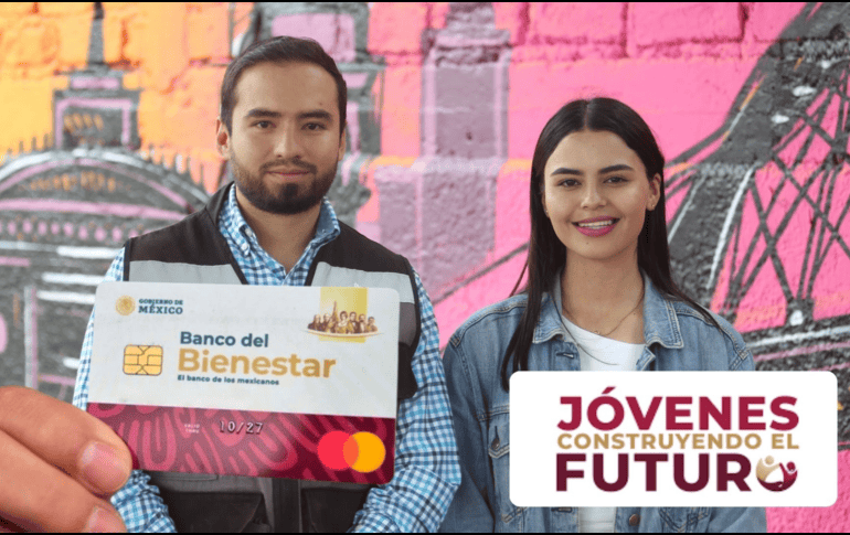 Jóvenes Construyendo el Futuro ofrece experiencia práctica en empresas, una beca mensual y cobertura médica. EL INFORMADOR/ARCHIVO/ESPECIAL