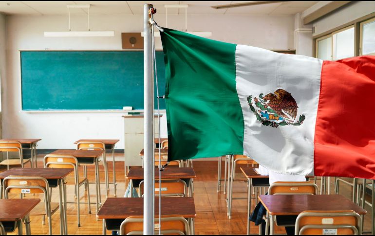 El objetivo de mover algunas conmemoraciones al lunes más cercano es favorecer la convivencia familiar y fomentar el turismo, al mismo tiempo que se brinda un respiro a estudiantes, maestros y trabajadores a mitad del ciclo escolar. ESPECIAL / CANVA