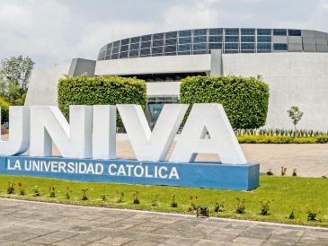 La Universidad del Valle de Atemajac forma líderes con espíritu de servicio. ESPECIAL