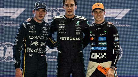 Contra todo pronóstico, George Russell se adueñó de la pole position para el Gran Premio de Singapur. AFP / M. Rasfan