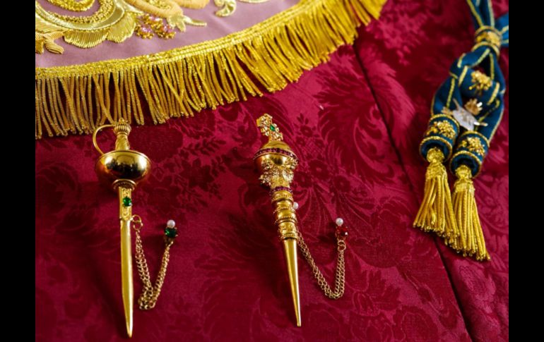 La Virgen de Zapopan será vestida con este ajuar para realizar su recorrido de regreso a la Basílica de Zapopan, luego de haber visitado las distintas iglesias y parroquias de la Metrópoli desde el pasado mes de mayo. EL INFORMADOR / A. Navarro