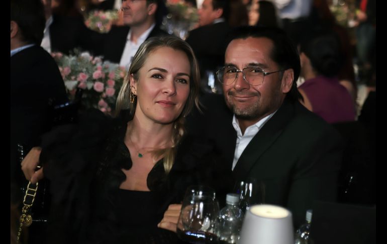 Mónica Escoto y Antonio Orozco. GENTE BIEN JALISCO / C. Jimeno