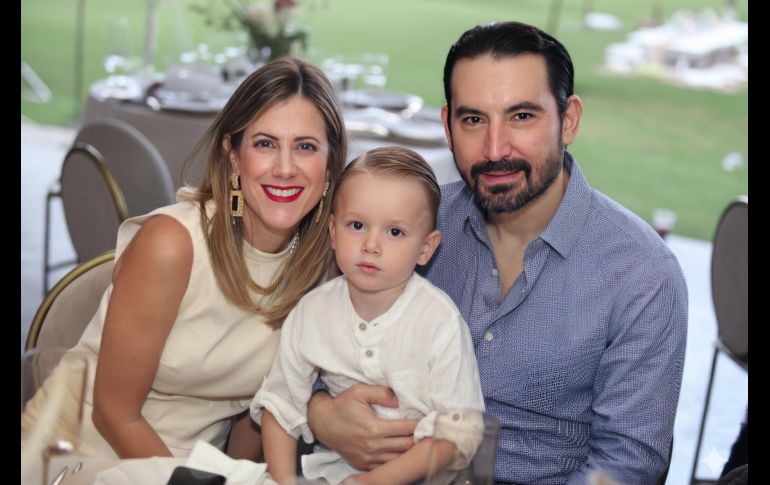 Marcela Cuesta, Daniel y Daniel Orendain. GENTE BIEN JALISCO / C. Jimeno