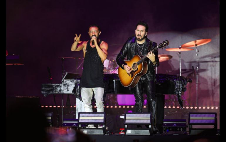 Mario Domm aseguró que este concierto sería distinto, razón por la cual le pidió al público que gritara las canciones que querían escuchar. EL INFORMADOR/ J. Acosta