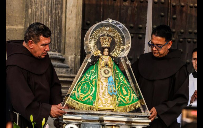 En esta ocasión, la misa se celebró en la explanada de la Catedral sobre Paseo Alcalde. EL INFORMADOR/A.NAVARRO