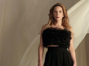 Cirujana plástica y reconstructiva, Cala ha desarrollado una filosofía de trabajo que coloca a la mujer en el centro del proceso médico, no solo como paciente, sino como protagonista activa de su transformación. CORTESÍA