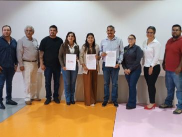 Se formalizaron convenios con autoridades municipales y con instituciones del ámbito de la belleza y la cosmetología. CORTESÍA