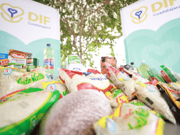 Los artículos reunidos serán destinados a los damnificados en Puerto Vallarta y Veracruz. ESPECIAL/DIF Guadalajara