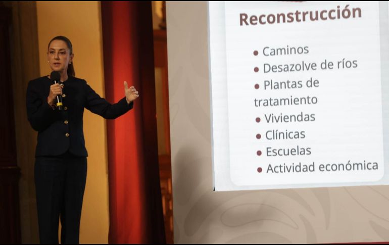Sheinbaum reconoció que todavía hay comunidades que no tienen paso terrestre. SUN / F. RODRÍGUEZ