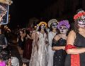 La Mega Procesión de las Catrinas nació en 2014 como iniciativa ciudadana para realzar la tradición del Día de Muertos frente a otras celebraciones más globalizadas. NTX/ARCHIVO