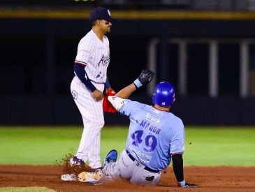 Japhet Amador se apuntó doble por la derecha y produjo el 2-0 parcial. CORTESÍA
