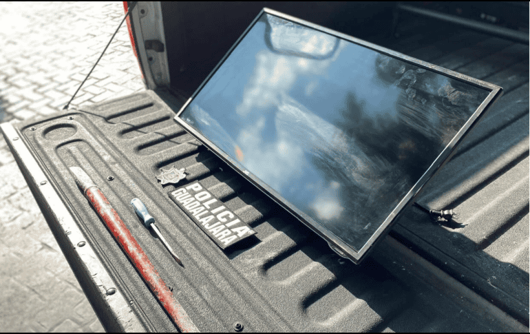 Los detenidos fueron puestos a disposición de un agente del ministerio público. ESPECIAL/Policía de Guadalajara