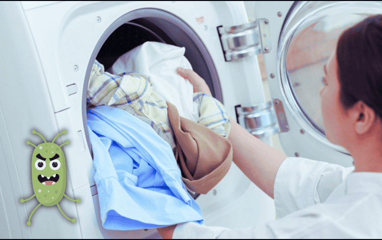 Si bien todas las prendas nuevas podrían beneficiarse del lavado, hay ciertas piezas que requieren de mayor cuidado por los residuos químicos, tintes y bacterias. ESPECIAL / CANVA