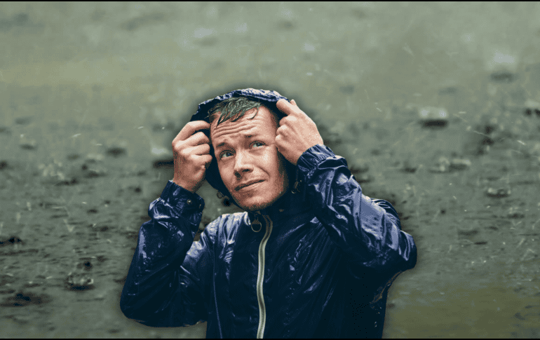 Las lluvias fuertes podrían reducir la visibilidad, incrementar los niveles de ríos y arroyos, y generar encharcamientos, deslaves e inundaciones. ESPECIAL / CANVA